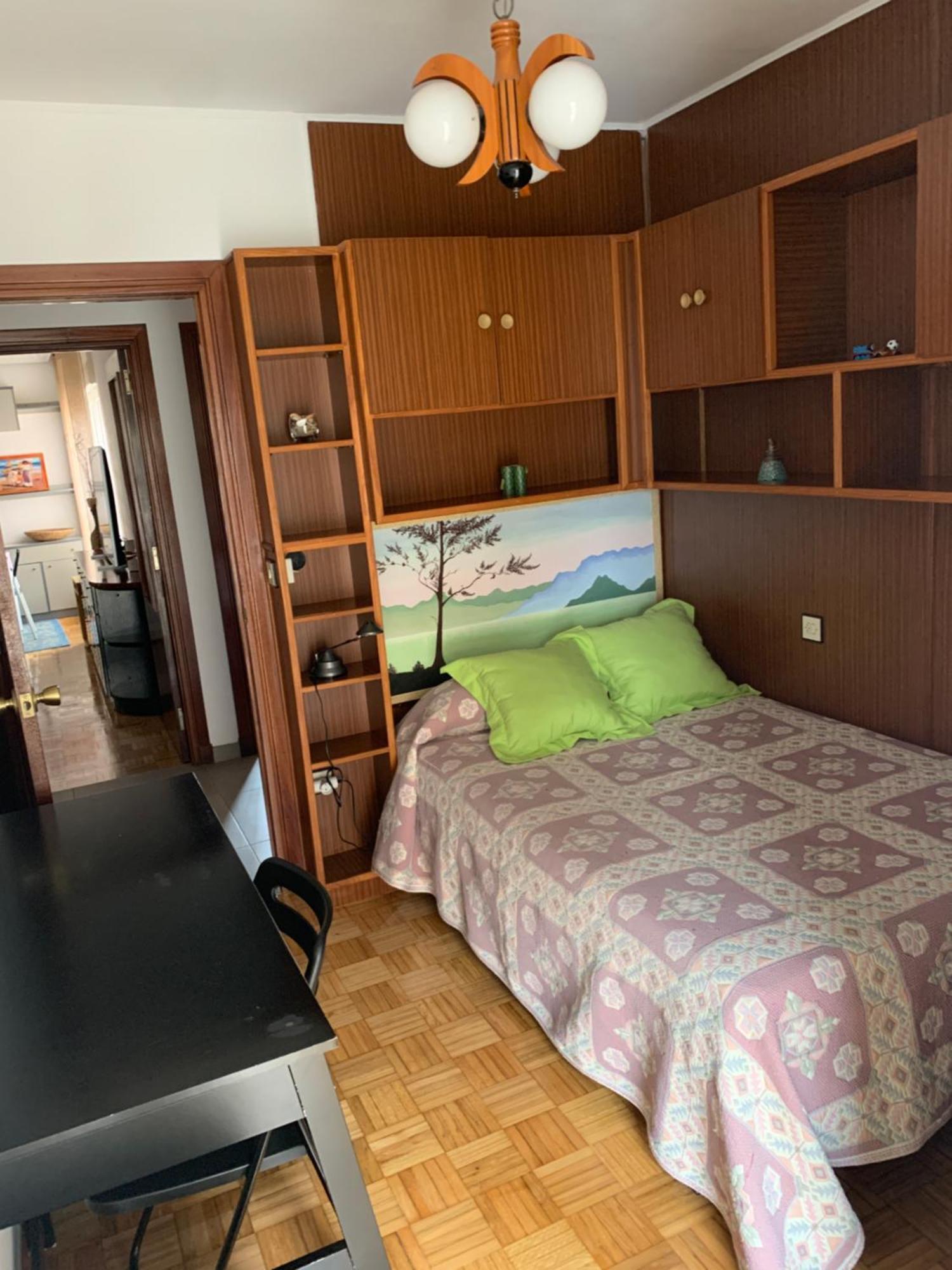 Apartamento Piso Centro Estacion De Autobuses-tren Con Garaje *
