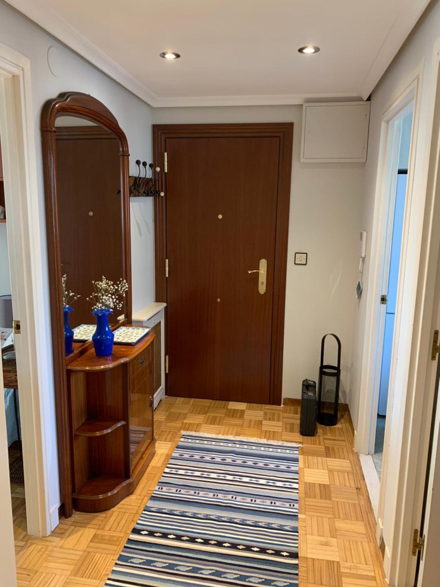 Apartamento Piso Centro Estacion De Autobuses-tren Con Garaje