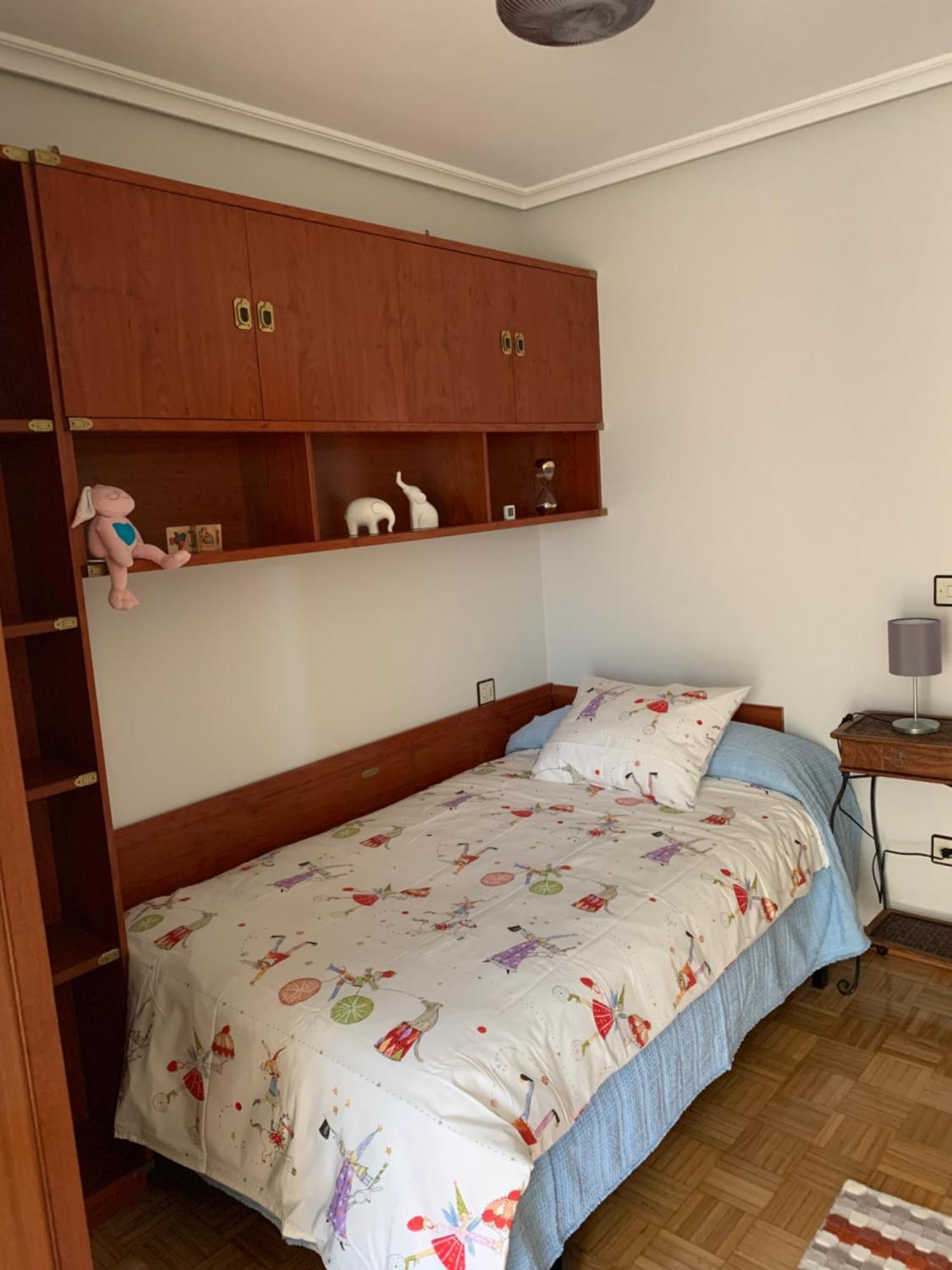 Apartamento Piso Centro Estacion De Autobuses-tren Con Garaje