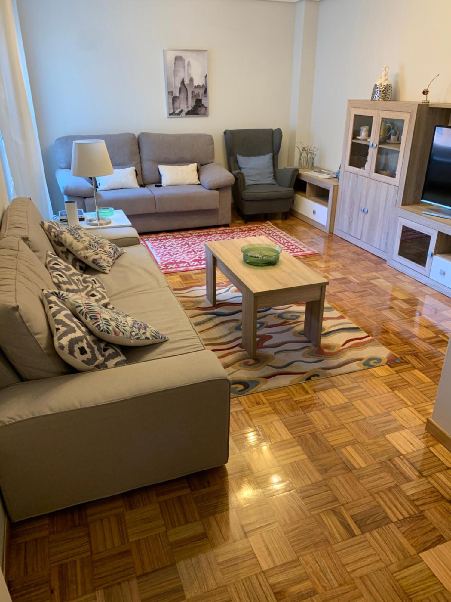 Apartamento Piso Centro Estacion De Autobuses-tren Con Garaje